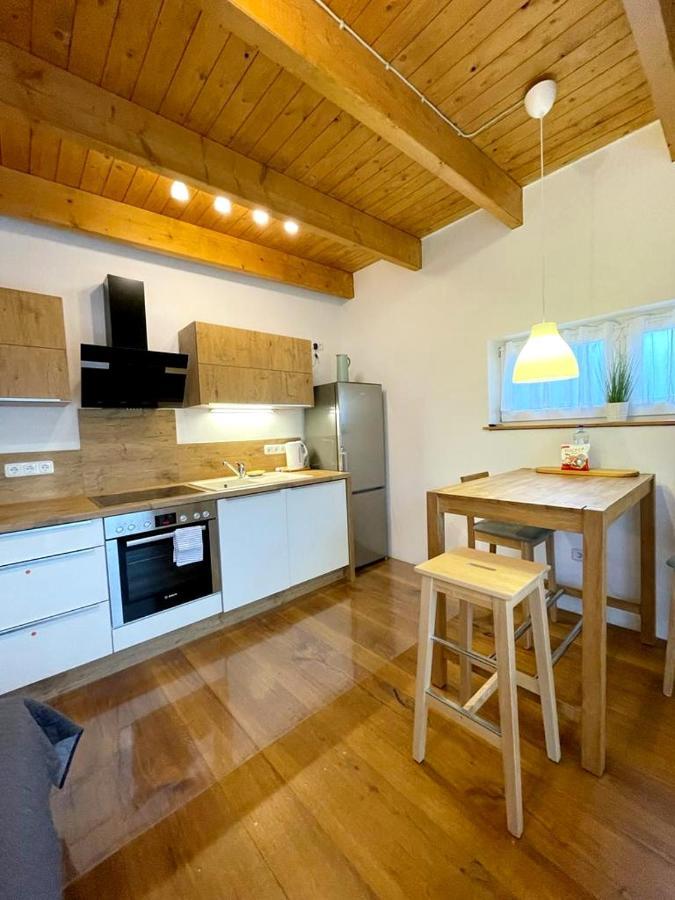 Ferienwohnung Im Stadtzentrum Von Bernau - Komfortable Wohnung Mit 2 Zimmern, Bad, Spuelmaschine, Waschmaschine, Komplette Kueche, Wlan, Terrasse, Ruhige Lage Bernau bei Berlin Esterno foto